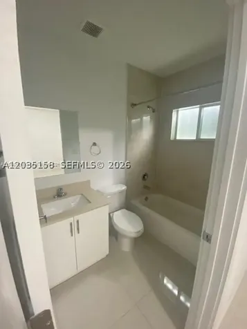 2271/2273 NW 66th Street Miami FL 33147