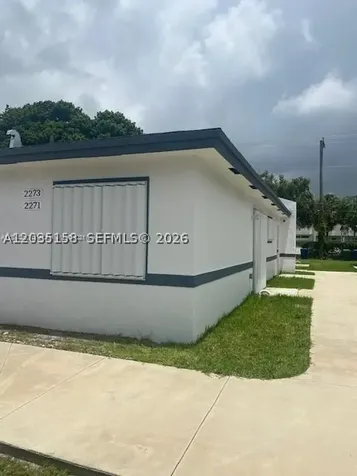 2271/2273 NW 66th Street Miami FL 33147