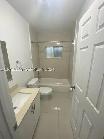 2271/2273 NW 66th Street Miami FL 33147