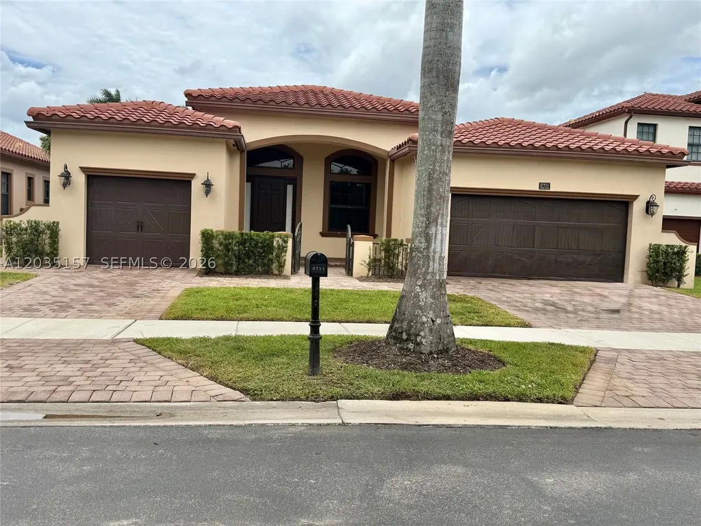 8711 NW 41st Street Cooper City FL 33024