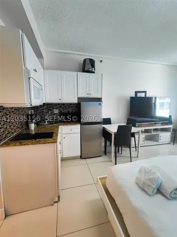 6345 Collins Avenue Miami Beach FL 33141