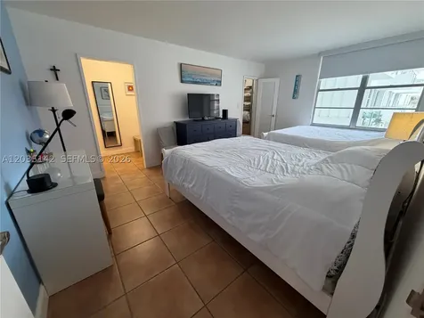 5161 Collins Avenue Miami Beach FL 33140
