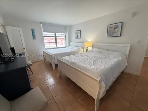 5161 Collins Avenue Miami Beach FL 33140