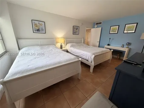 5161 Collins Avenue Miami Beach FL 33140