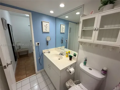5161 Collins Avenue Miami Beach FL 33140