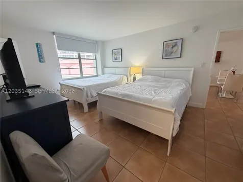 5161 Collins Avenue Miami Beach FL 33140