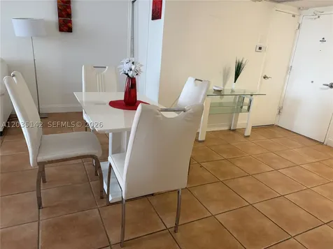 5161 Collins Avenue Miami Beach FL 33140