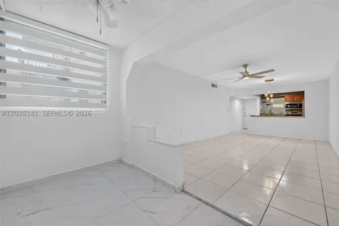 10300 Coral Way Miami FL 33165