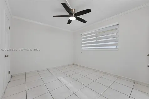 10300 Coral Way Miami FL 33165