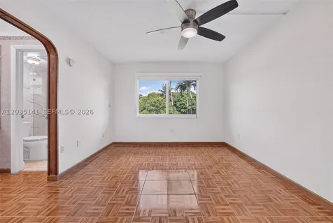 10300 Coral Way Miami FL 33165
