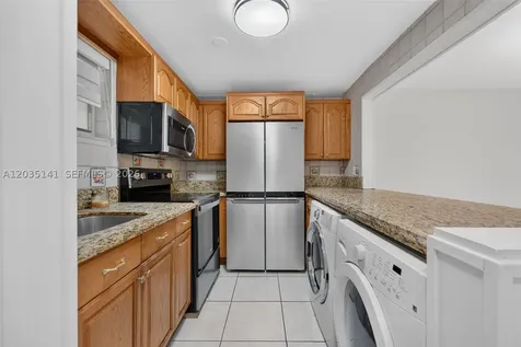 10300 Coral Way Miami FL 33165