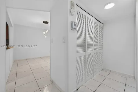10300 Coral Way Miami FL 33165