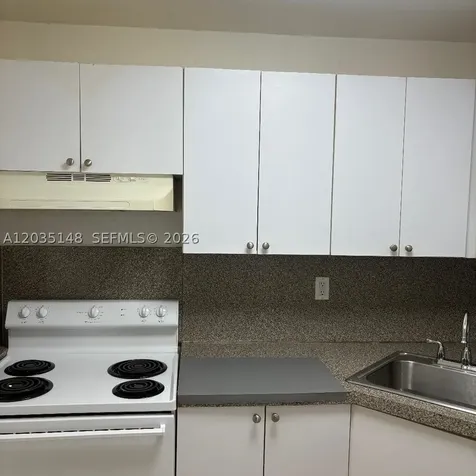 17255 SW 95th Avenue Palmetto Bay FL 33157