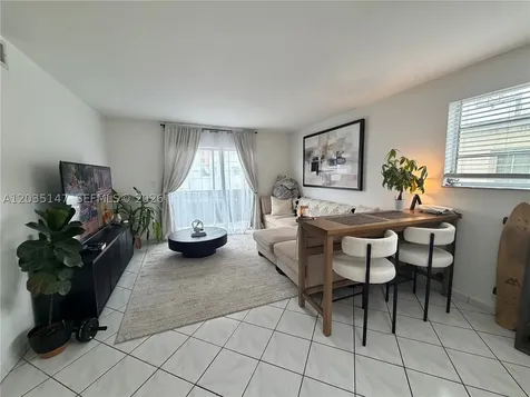 821 Euclid Avenue Miami Beach FL 33139
