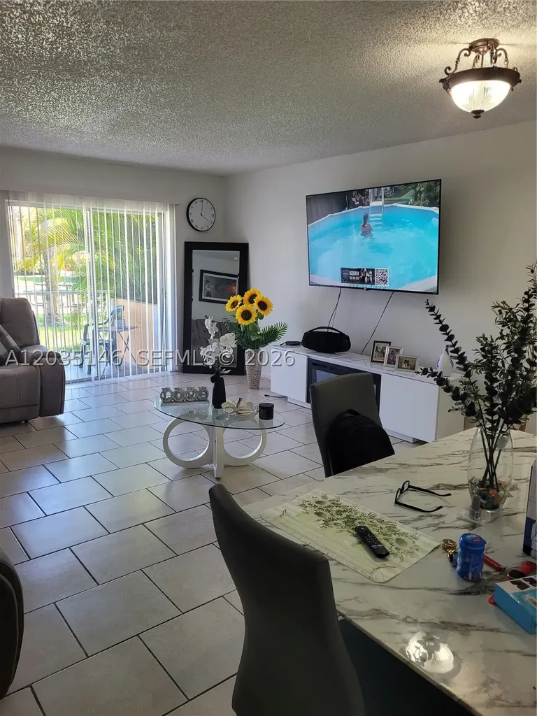 18101 NW 68th Avenue Hialeah FL 33015