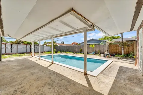 9982 SW 196th Street Cutler Bay FL 33157