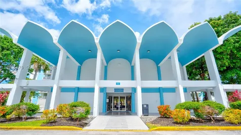 482 NW 165th St Road Miami FL 33169