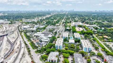 482 NW 165th St Road Miami FL 33169
