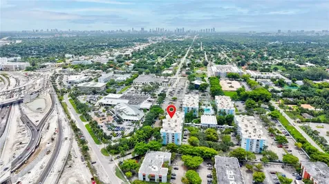 482 NW 165th St Road Miami FL 33169