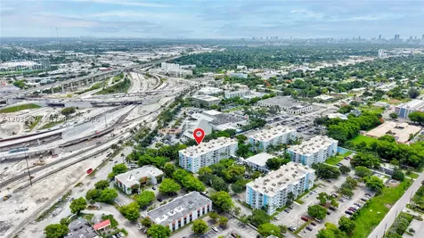 482 NW 165th St Road Miami FL 33169