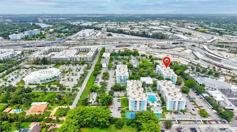 482 NW 165th St Road Miami FL 33169