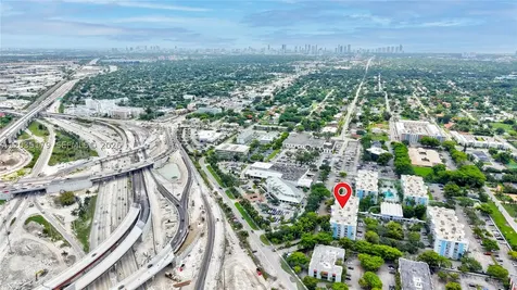 482 NW 165th St Road Miami FL 33169