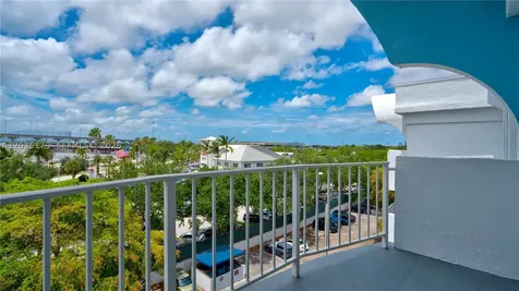 Miami FL 33169