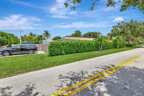 1500 SW 6th Avenue Fort Lauderdale FL 33315