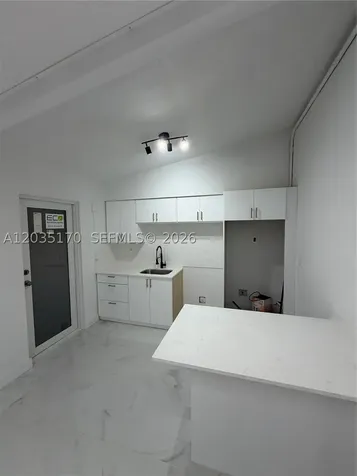 3220 Plaza Street Miami FL 33133