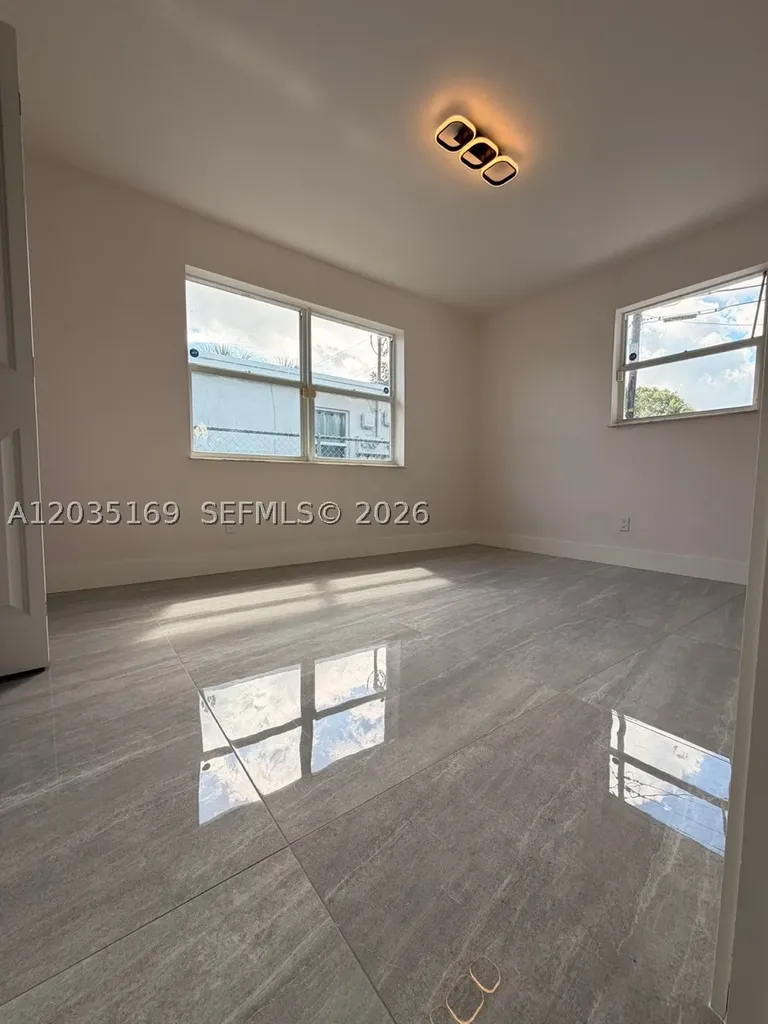 809 NW 12th Avenue Fort Lauderdale FL 33311