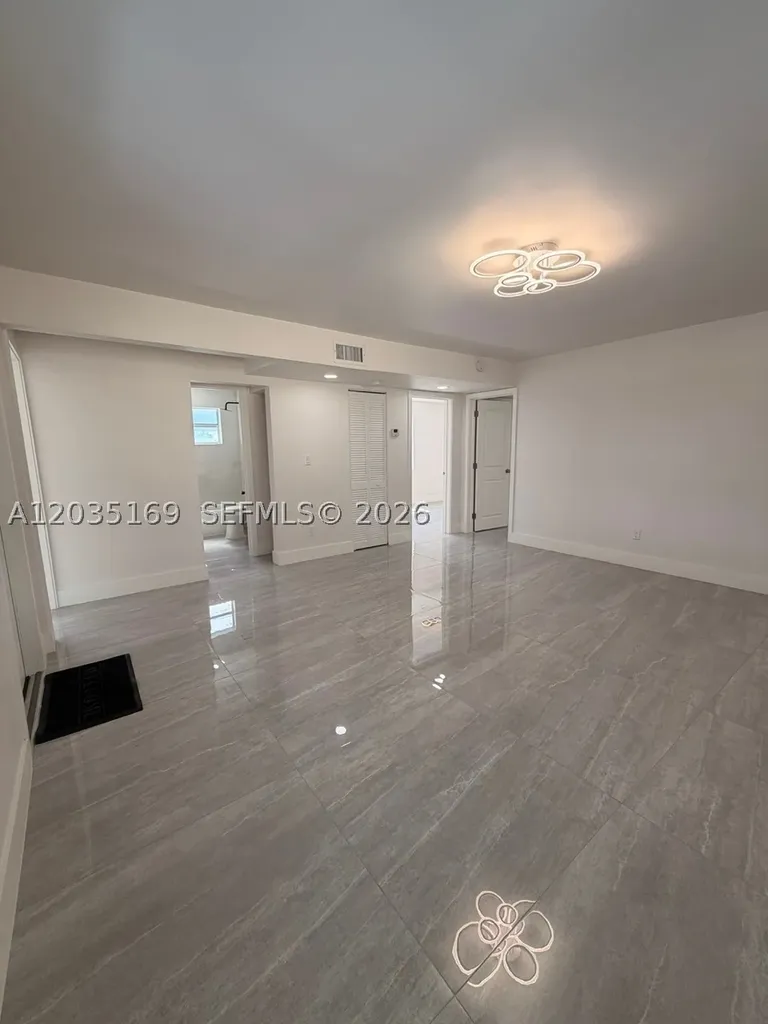 809 NW 12th Avenue Fort Lauderdale FL 33311