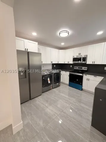 809 NW 12th Avenue Fort Lauderdale FL 33311
