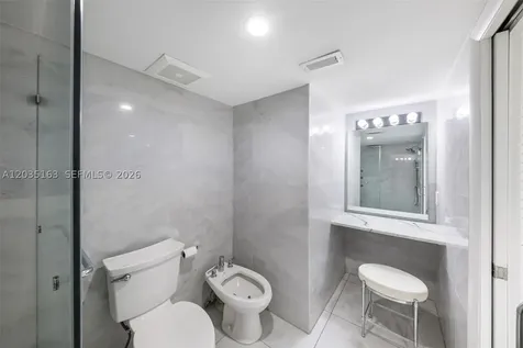 520 Brickell Key Drive Miami FL 33131