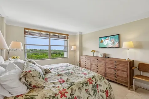 155 Ocean Lane Drive Key Biscayne FL 33149