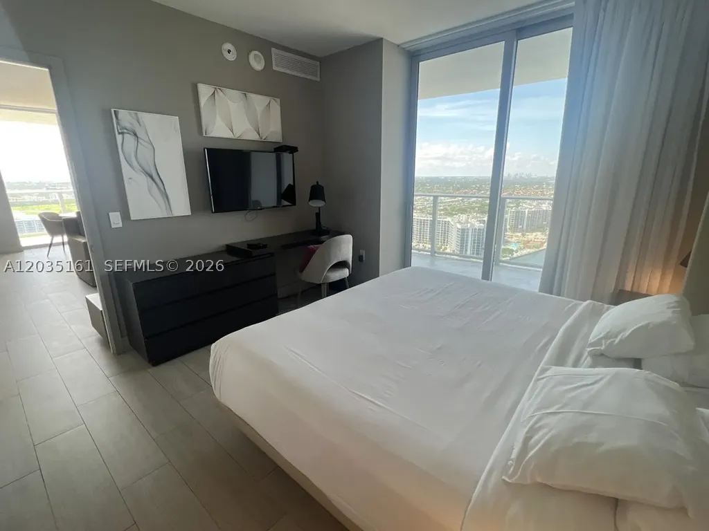 4010 S Ocean Drive Hollywood FL 33019