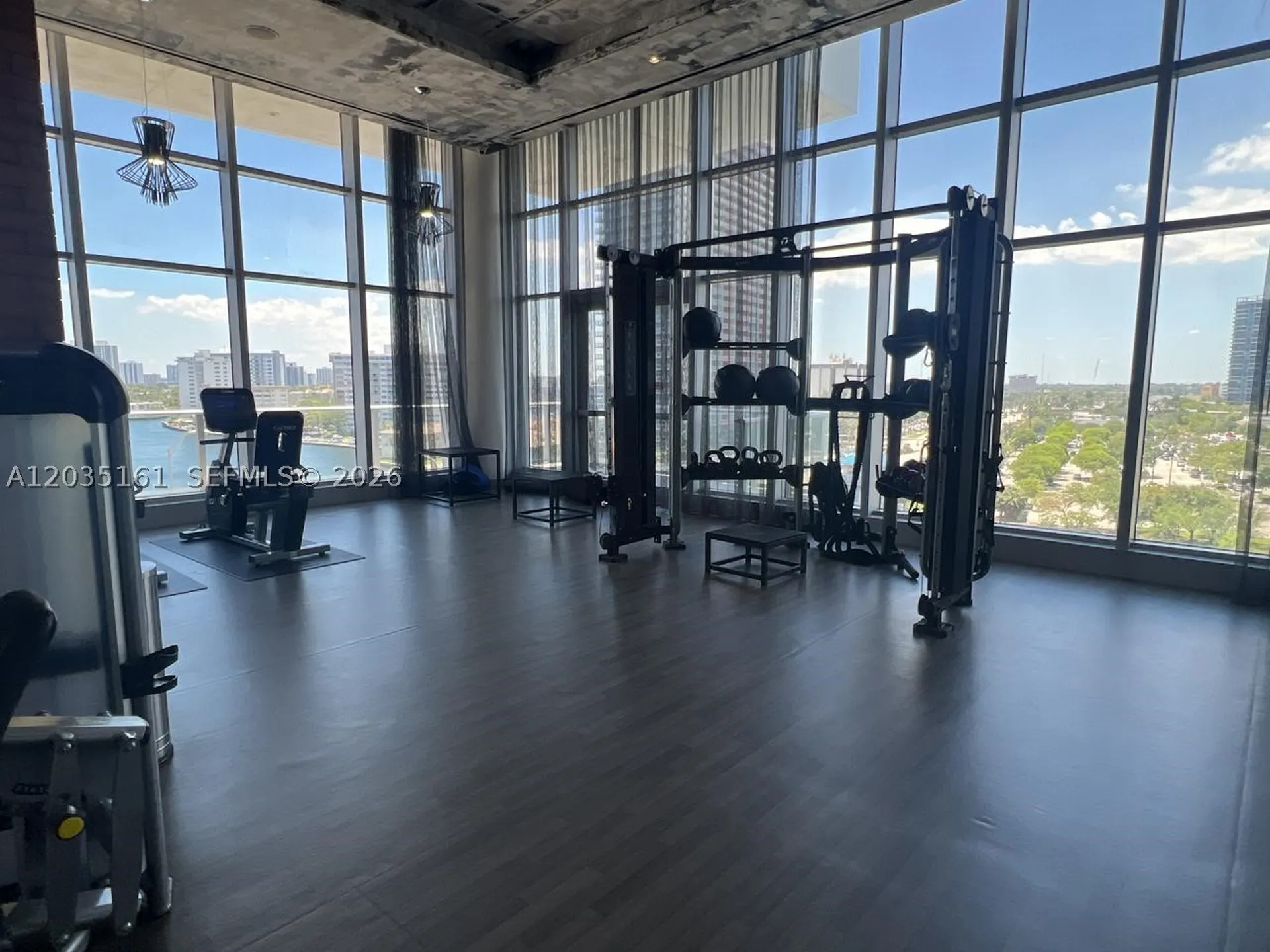 4010 S Ocean Drive Hollywood FL 33019