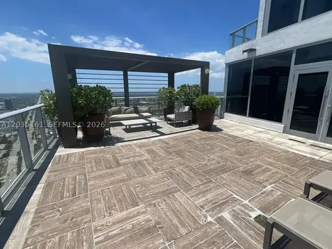 4010 S Ocean Drive Hollywood FL 33019