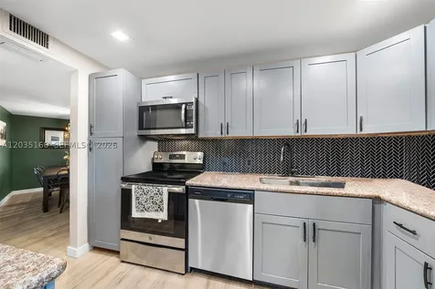 3401 N Country Club Drive Aventura FL 33180