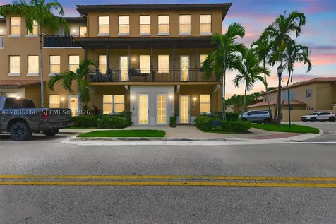 14776 SW 10th Street Pembroke Pines FL 33027