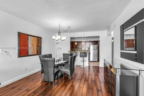 19370 Collins Avenue Sunny Isles Beach FL 33160