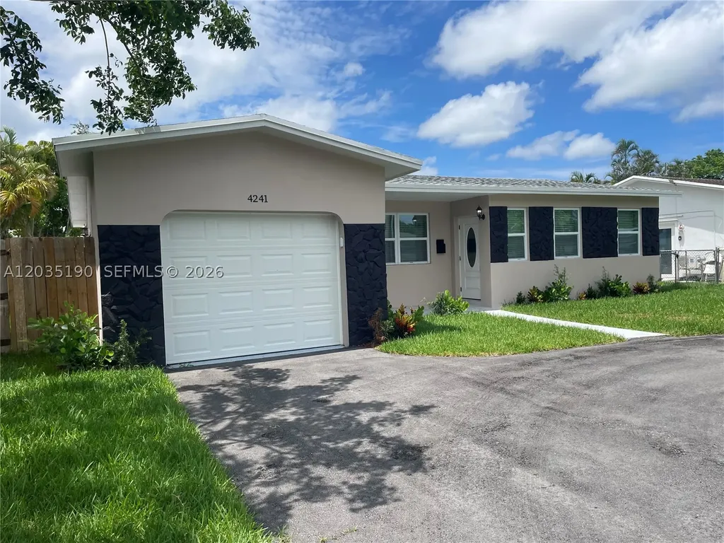 4241 Thomas Street Hollywood FL 33021