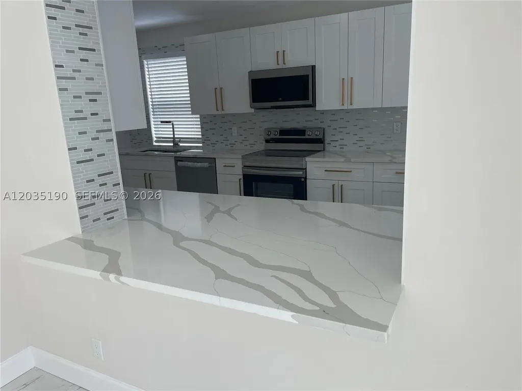 4241 Thomas Street Hollywood FL 33021