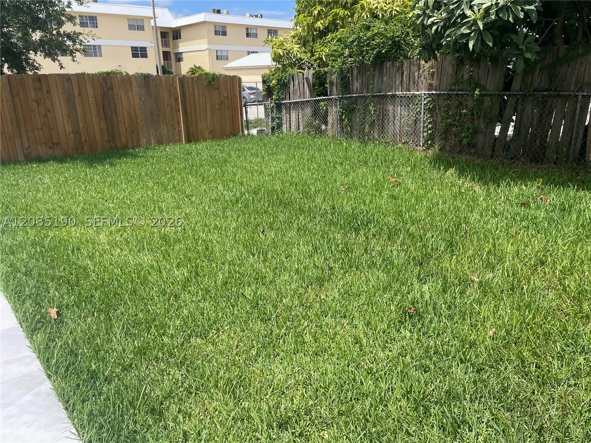 4241 Thomas Street Hollywood FL 33021