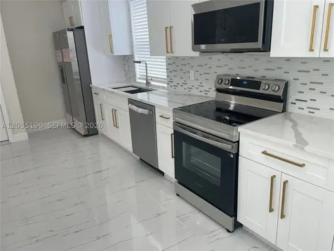 4241 Thomas Street Hollywood FL 33021