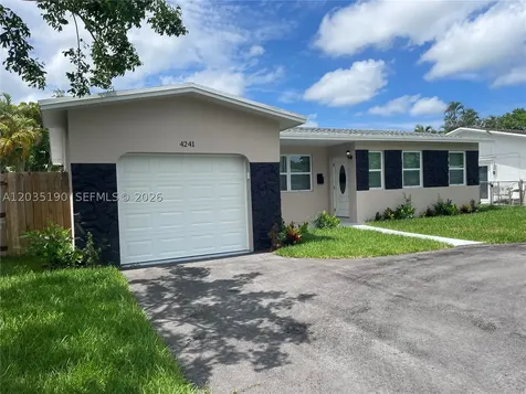 4241 Thomas Street Hollywood FL 33021