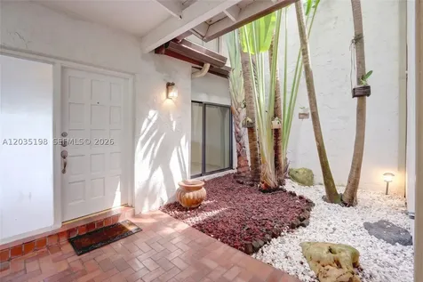5002 SW 72nd Avenue Miami FL 33155