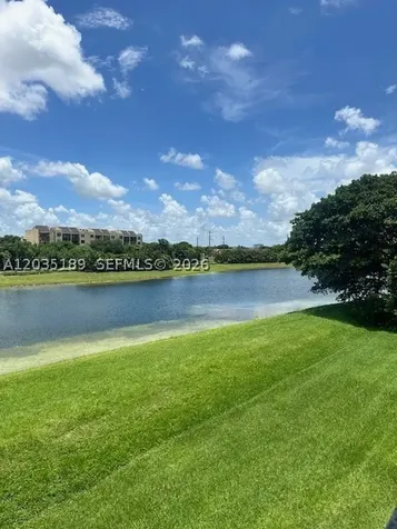 Miami FL 33172