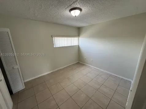 5611 W 25th Court Hialeah FL 33016