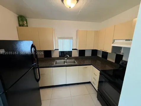 5611 W 25th Court Hialeah FL 33016