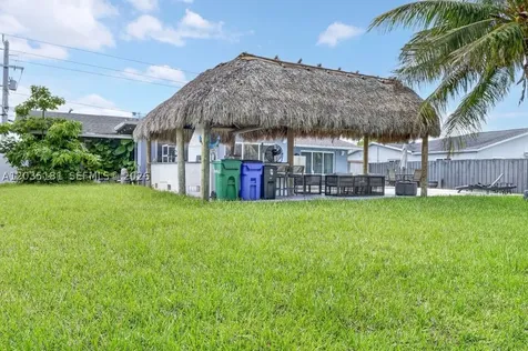 1000 W River Drive Margate FL 33063